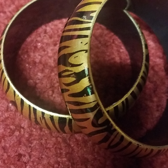 Two bangle bracelets - Picture 2 of 2